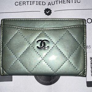CHANEL Quilted Card Holder in Shimmering Silver-Green
